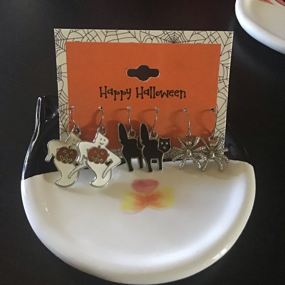 👻 🐈🕷 Set of 3 Halloween Earrings!